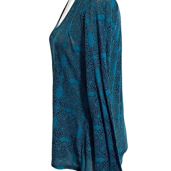 Maurices Sheer Burnout Celtic Shirt Womens XL Long Sleeve V-Neck Top Teal & Blac - Picture 7 of 10